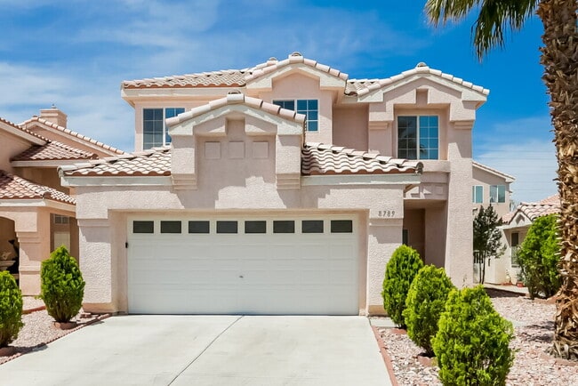 Building Photo - 8789 Wahine Ct