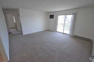 Building Photo - 811 W Villard St