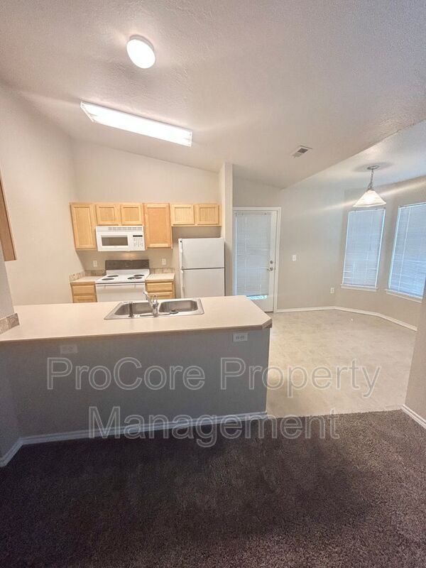 Foto del edificio - 11861 Cloverbrook Ln