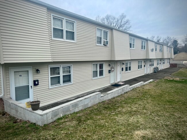 Building Photo - Warner Village Rental Community