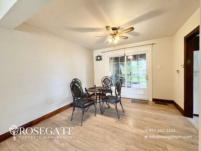 Photo du bâtiment - Charming 3-Bedroom Detached Home with Garage & Backyard – Niagara Falls