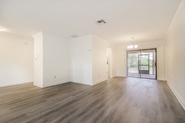Foto del edificio - 3470 Paisley Cir