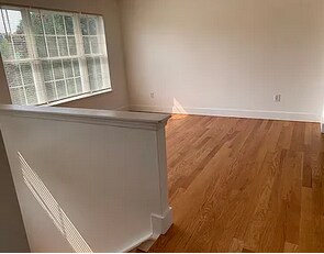 Foto del edificio - 6124 Owlwood Dr