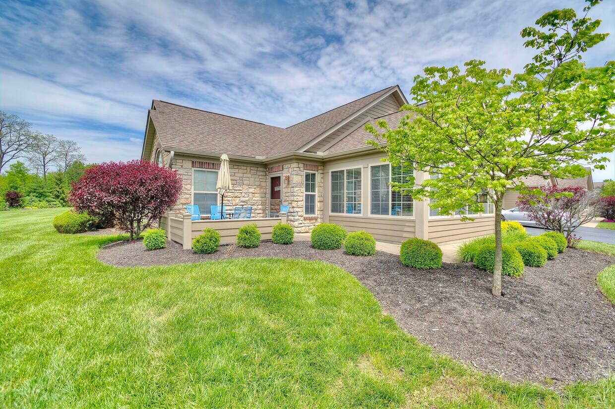 Foto principal - 9097 Royal Oak Ln