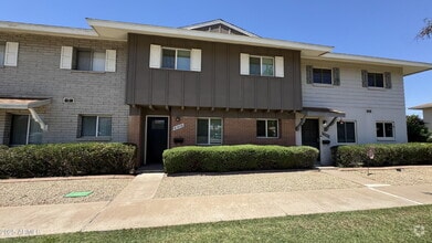 Building Photo - 8516 E McDonald Dr