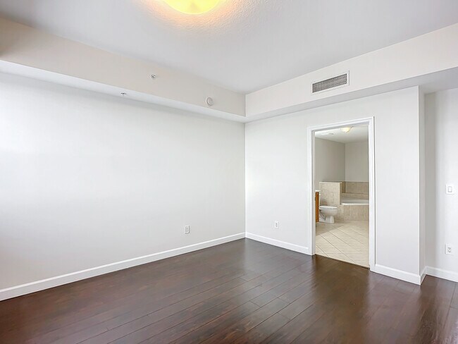 Building Photo - 8390 SW 72nd Ave