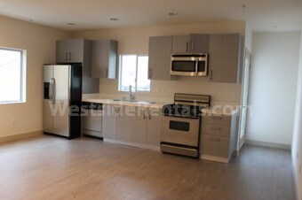 Foto principal - 3630 Mentone Ave