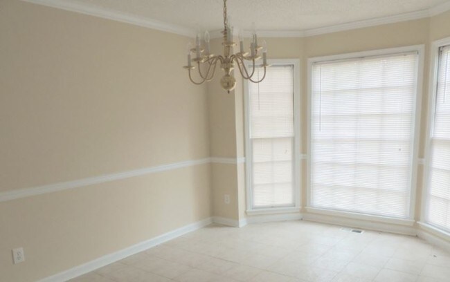 Foto del edificio - 3284 Rock Creek Dr