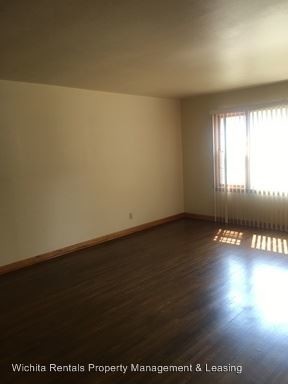 Building Photo - 6122 E Oakwood Dr