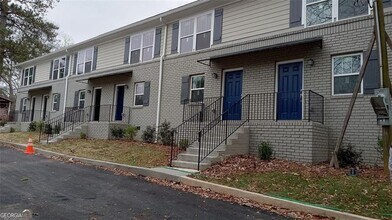 Building Photo - 2156 Park Terrace