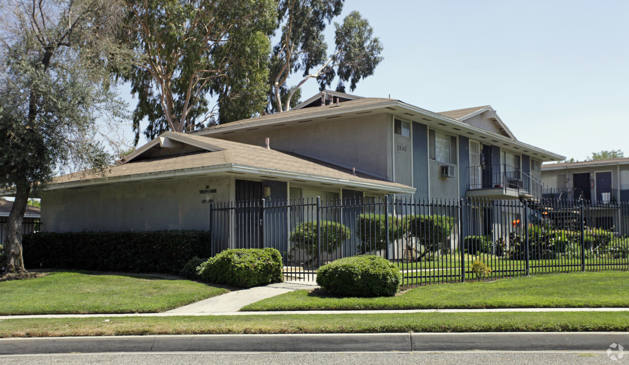 Primary Photo - Foothill Villas