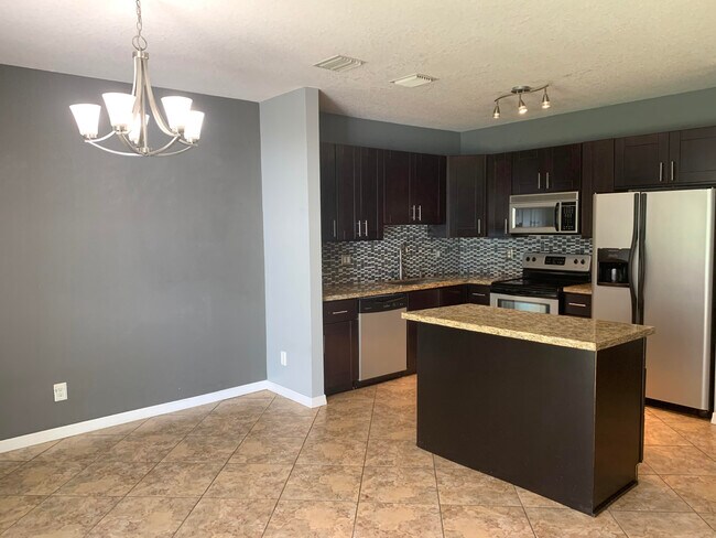 Foto del edificio - 2825 SW 127th Way