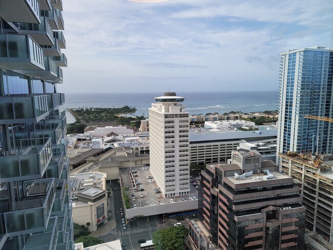 Foto del edificio - 629 Keeaumoku St