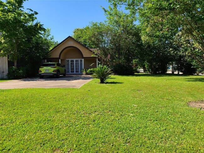 Building Photo - 1265 Du Barry Ln