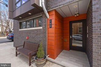 Building Photo - 769 N Uber St