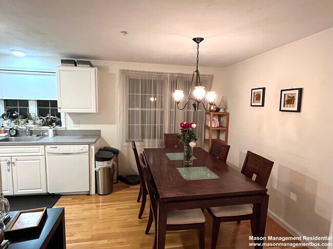 Foto del edificio - 985 Trapelo Rd