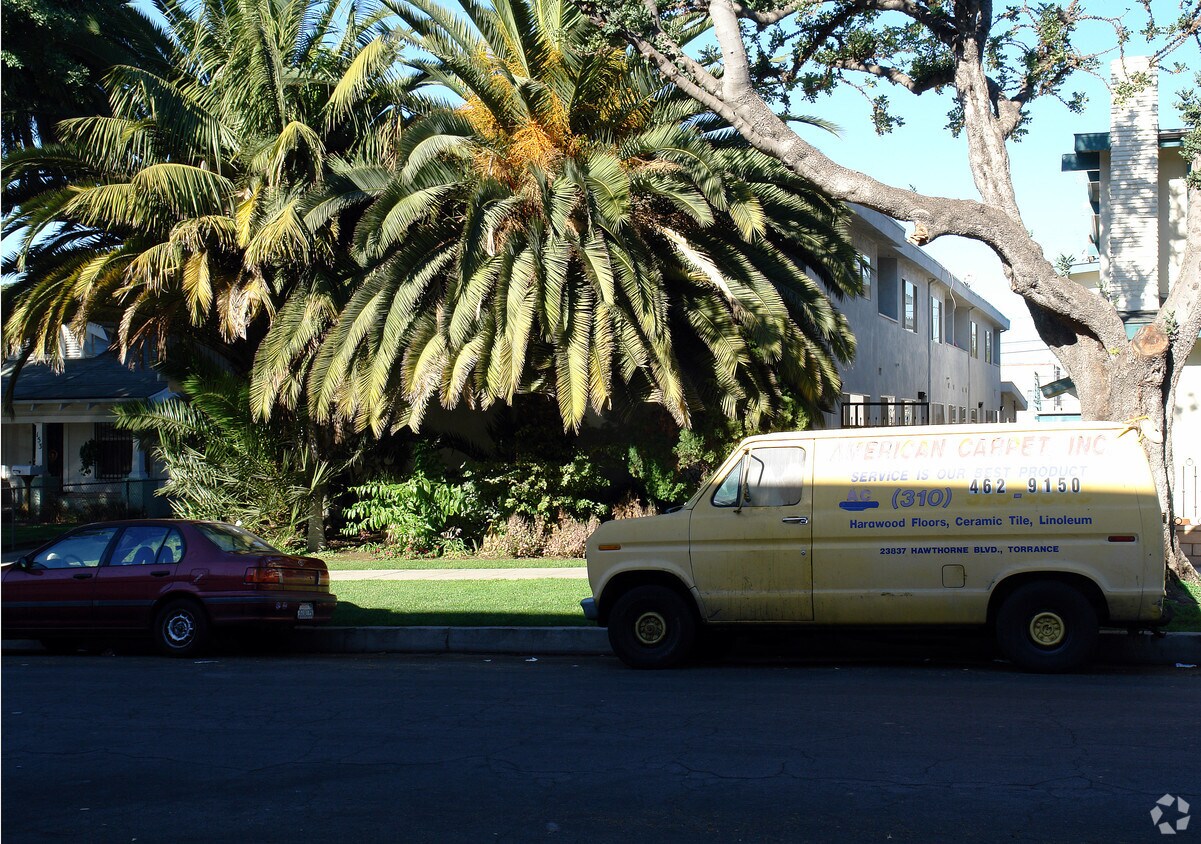 Foto del edificio - 157 E Spruce Ave