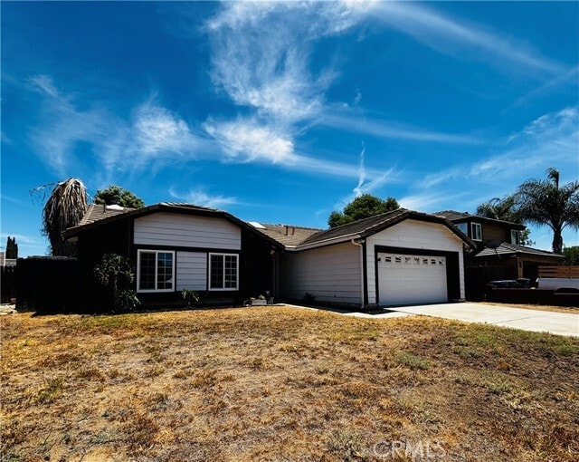 Building Photo - 14108 Travers Dr