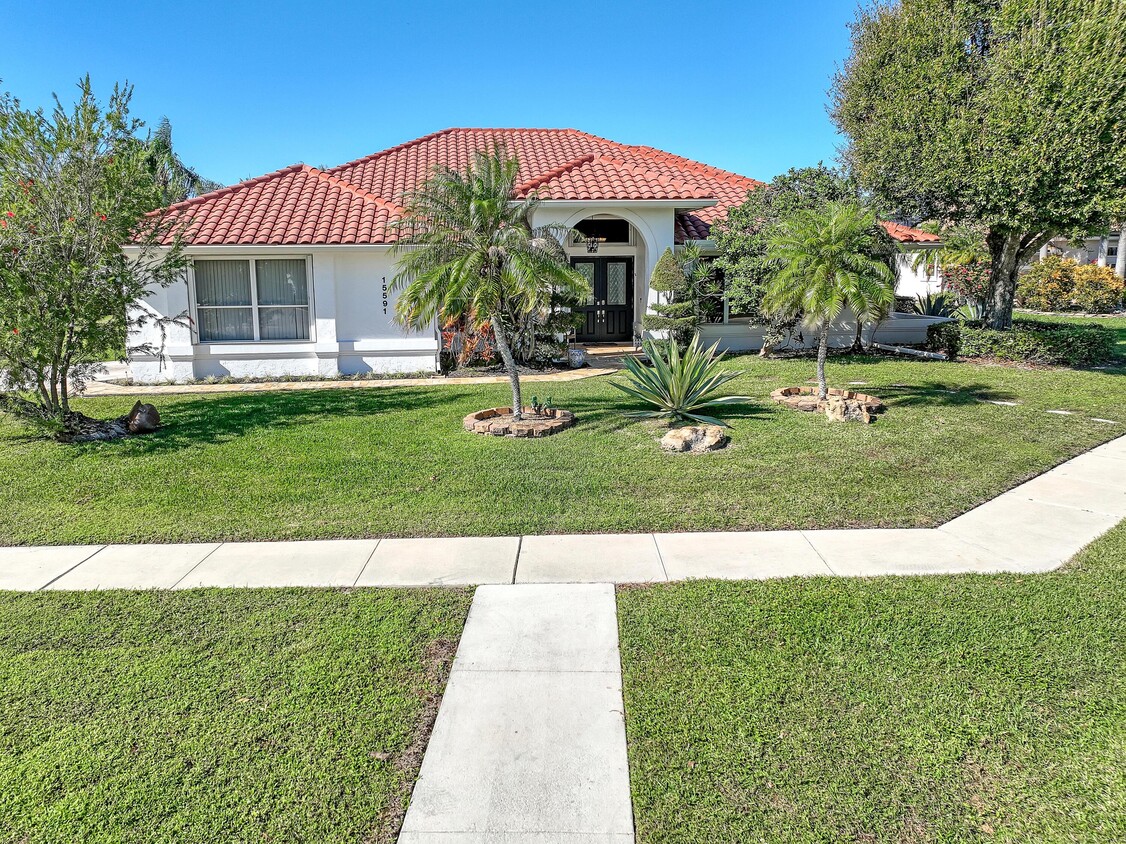 Primary Photo - 15591 Milan Ct