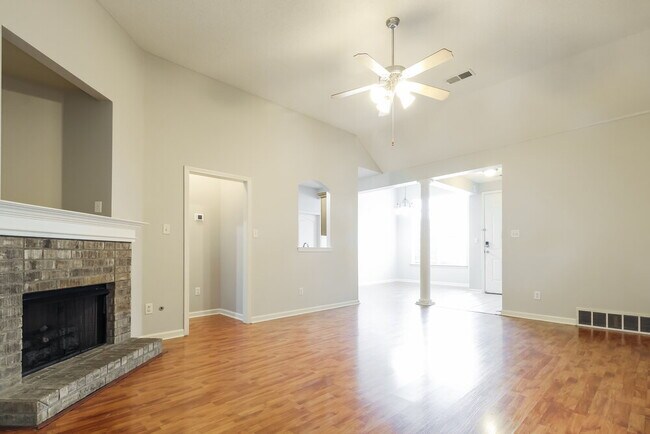 Building Photo - 9126 Karen Mill Cove