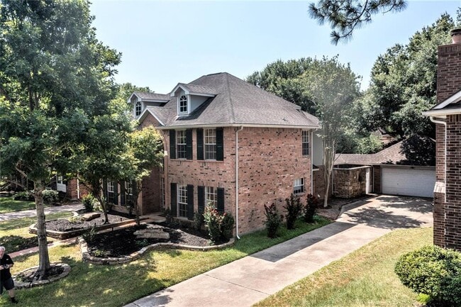 Building Photo - 20239 Hampshire Rocks Dr