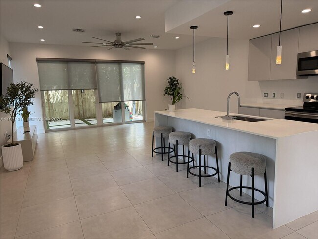 Foto del edificio - 540 SW 6th Ave