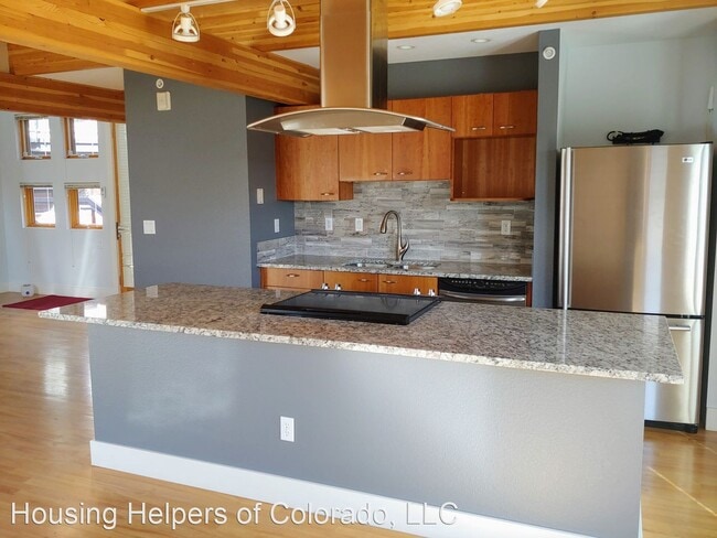 Building Photo - 801 Confidence Dr