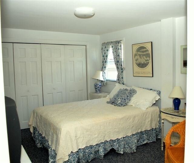 Building Photo - 57 Powel Ave