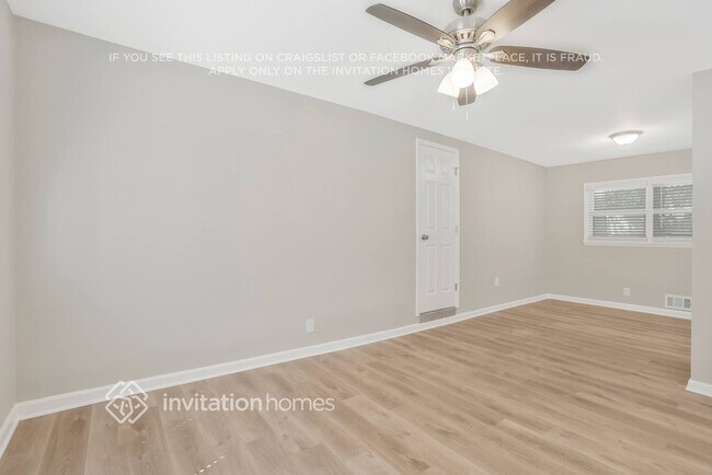 Foto del edificio - 544 Oakside Dr SW