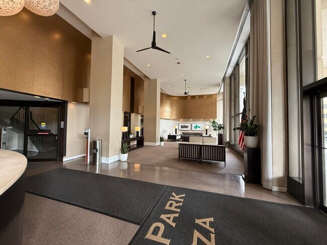 Foto del edificio - 3930 N Pine Grove Ave