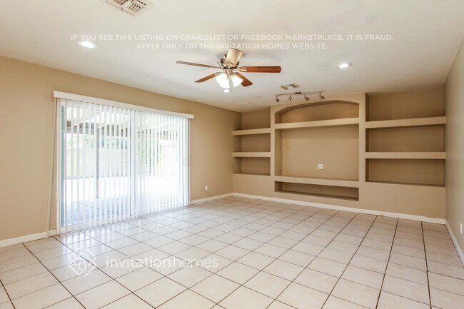 Foto del edificio - 6717 W Hazelwood St