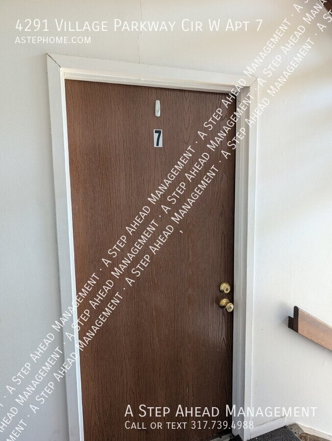 Foto del edificio - 4291 Village Pkwy Cir W