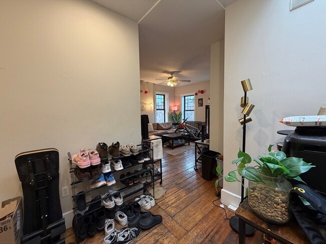 Foto del edificio - 1675 Washington St