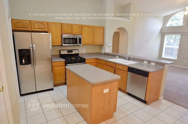 Foto del edificio - 7029 Colony Pointe Dr