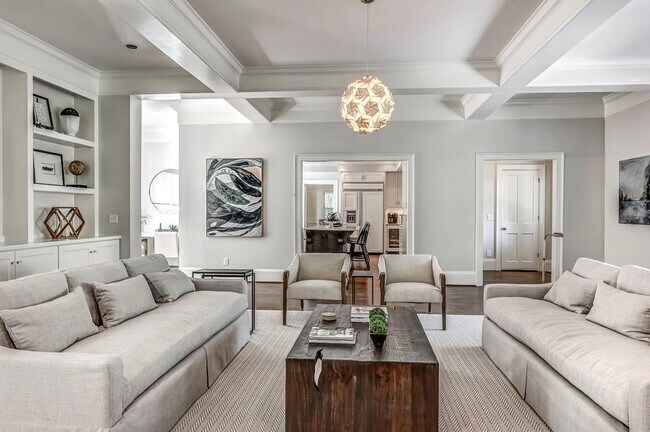 Foto del edificio - 57 Northwood Ave NE