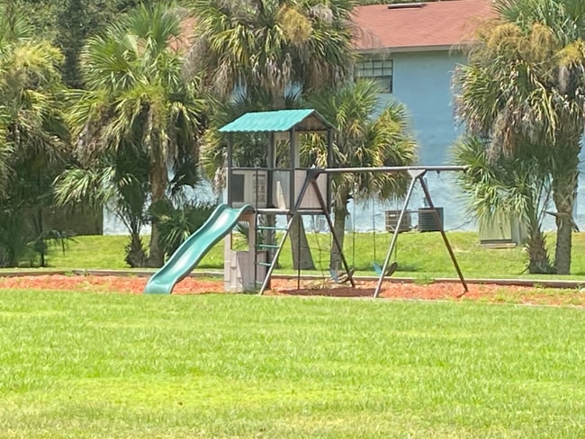 Foto del edificio - 3215 Baird Ave