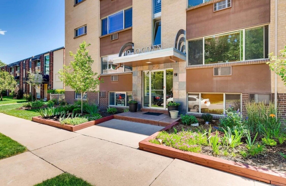 10 N Ogden St Unit 306, Denver, CO 80218 Condo for Rent in Denver, CO