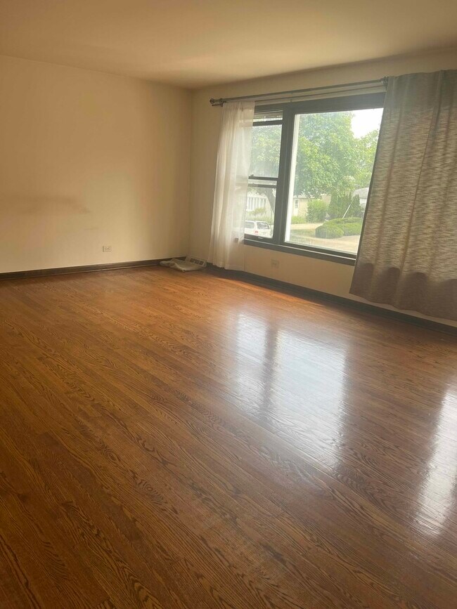Foto del edificio - 5158 Carol St