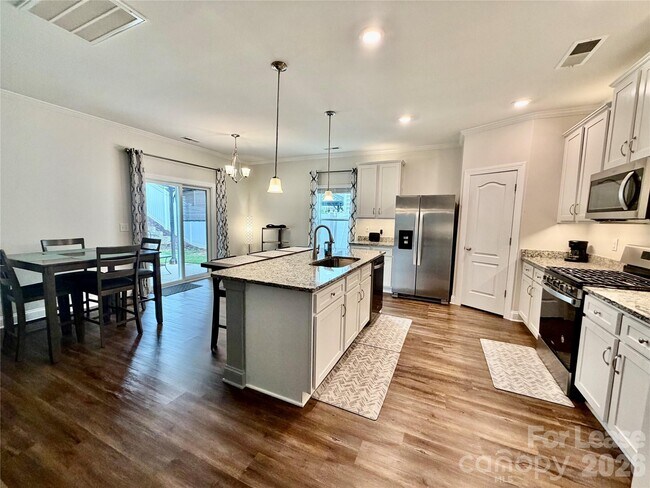 Foto del edificio - 1220 Pecan Ridge Rd