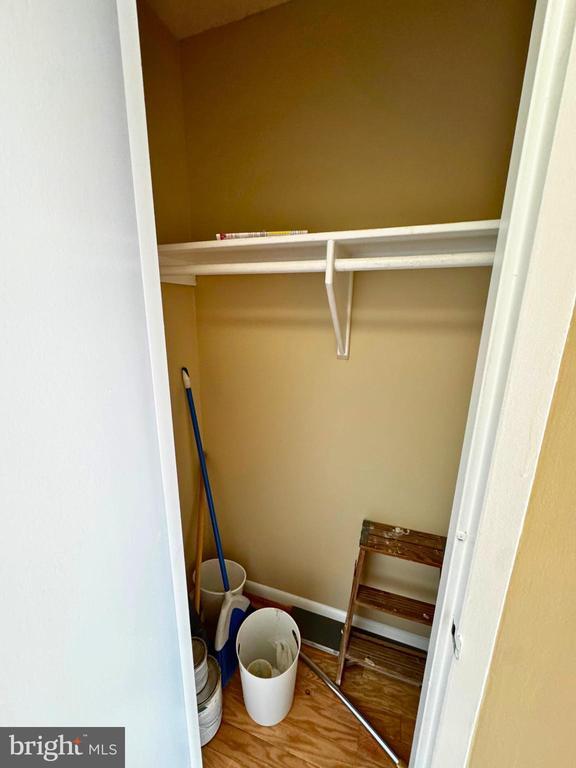 Foto del edificio - 2500 N Van Dorn St