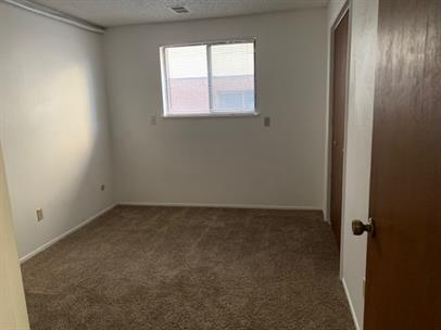 Foto del edificio - 901 E 23rd St