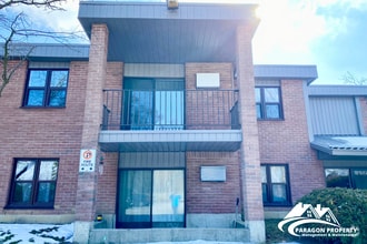 Building Photo - 12 Montgomery Dr
