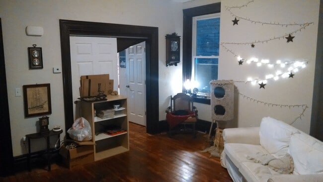 Building Photo - 1622 Hatteras St