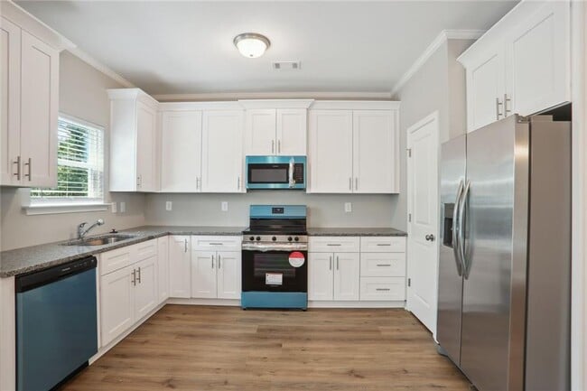 Building Photo - 2852 Laurel Ridge Cir