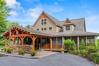 Building Photo - 120 Groton Rd