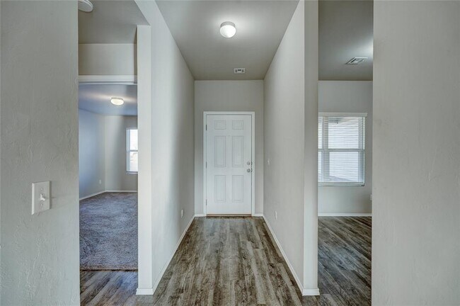 Foto del edificio - 10620 SW 23rd Ter