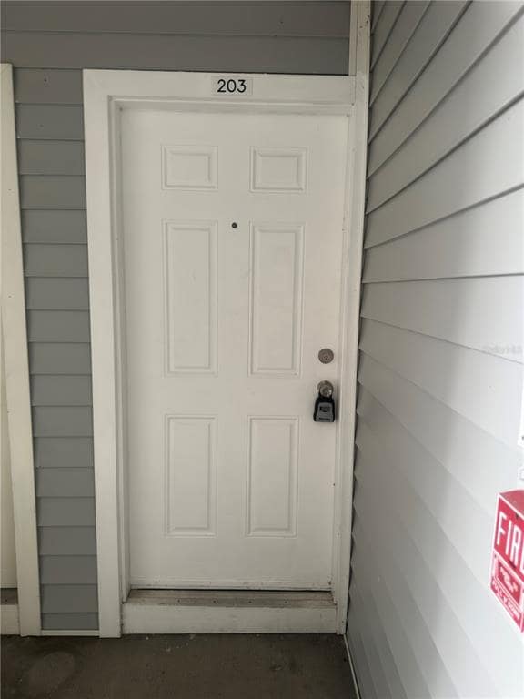 Building Photo - 1218 Bermuda Lakes Ln