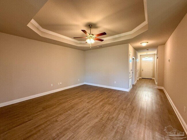 Foto del edificio - 5317 Parkside Dr