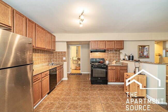 Foto del edificio - 2605 N Sawyer Ave