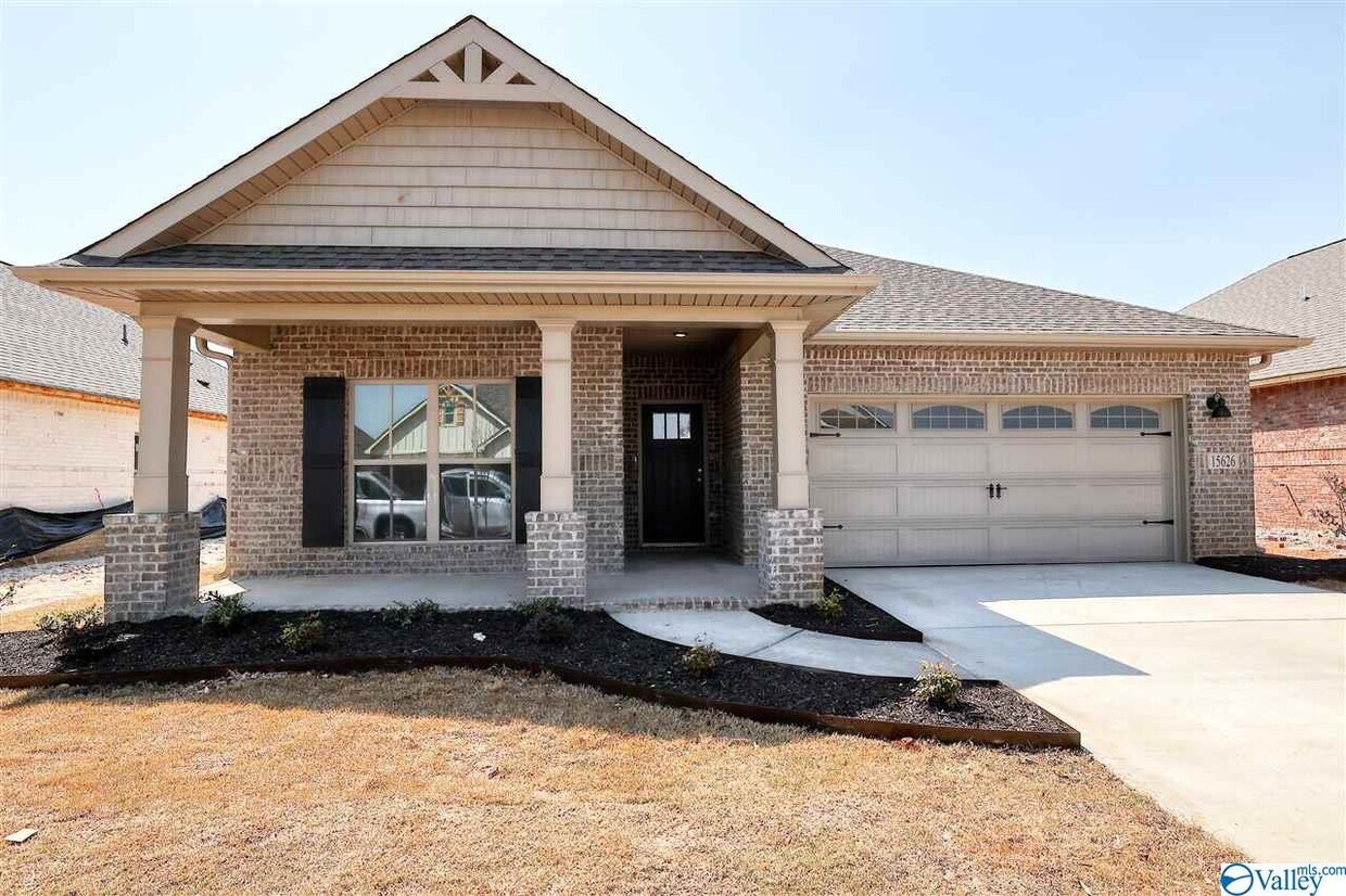 15626 Ironcrest Drive NW, Harvest, AL 35749 House for Rent in Harvest